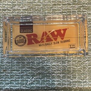 Raw Classic Glass Ash Tray